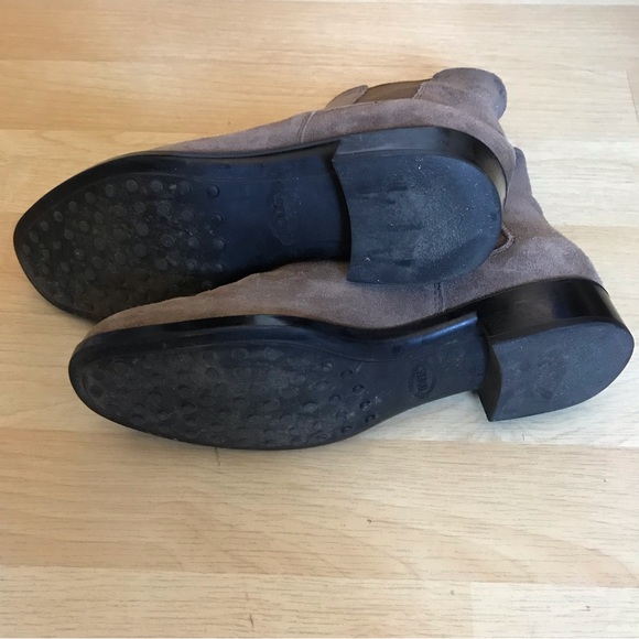 Tod’s Made in Italy Suede Leather Chelsea Ankle Boot Booties Taupe EU 35 / US 5 - Picture 5 of 6